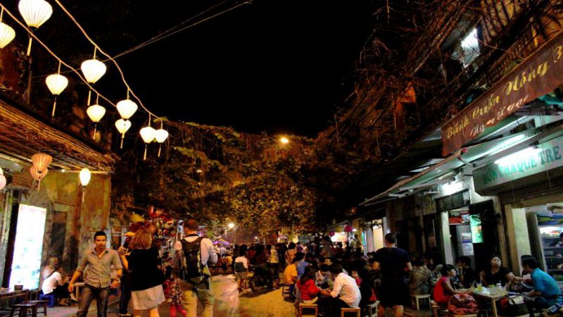 old-quarter-in-hanoi-must-see-4