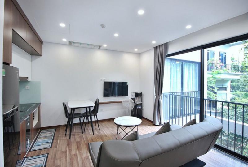 01 bedroom apartment in Tay Ho for rent on Trinh Cong Son str