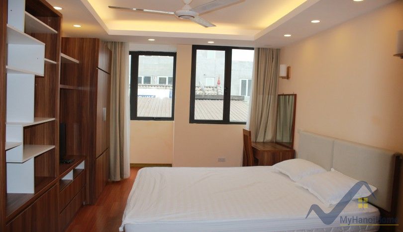 2-bedroom-apartment-rental-in-to-ngoc-van-street-tay-ho-17