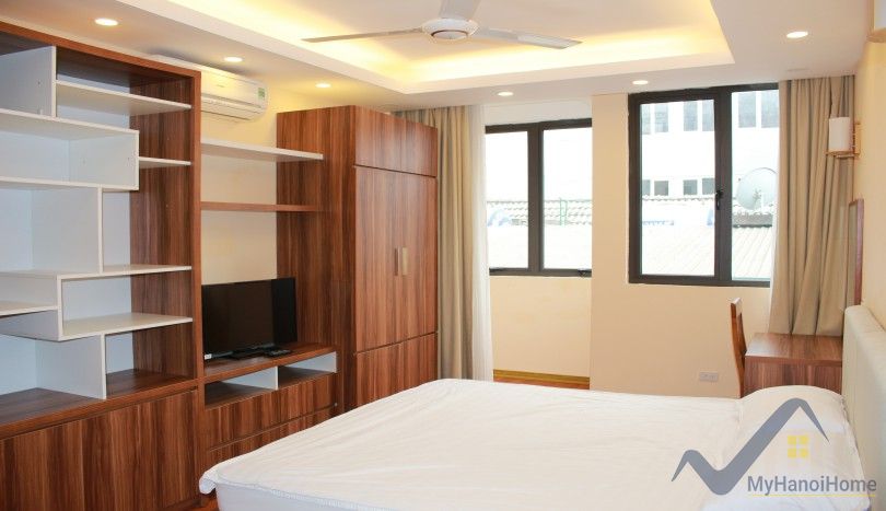 2-bedroom-apartment-rental-in-to-ngoc-van-street-tay-ho-18