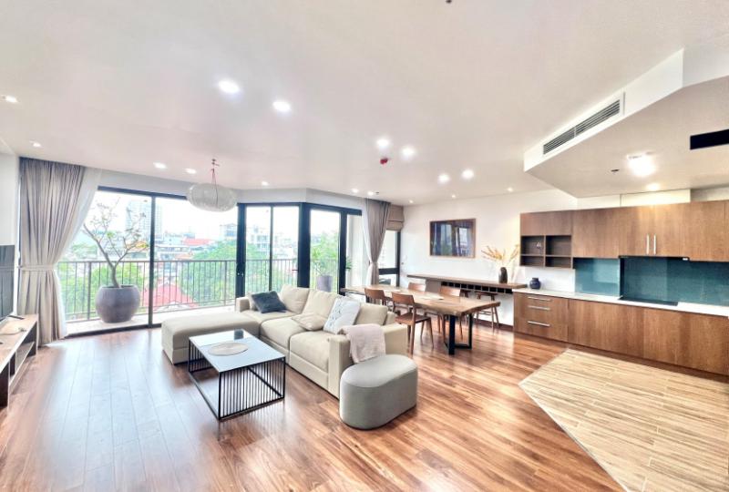 3 bedroom apartment to let in Tay Ho district, 3 baths