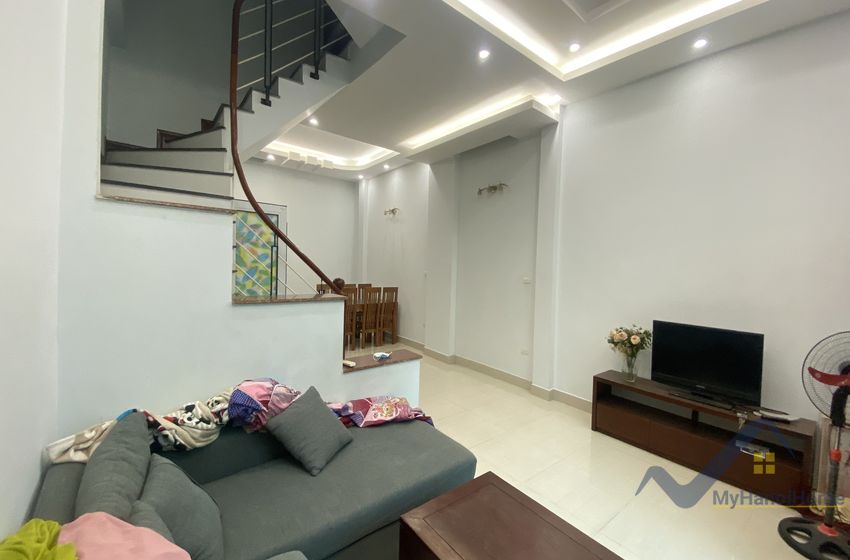3-bedroom-house-for-rent-on-dang-thai-mai-4-floors-17