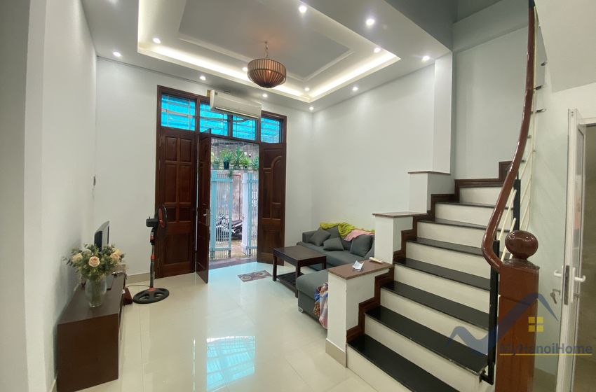 3-bedroom-house-for-rent-on-dang-thai-mai-4-floors-18