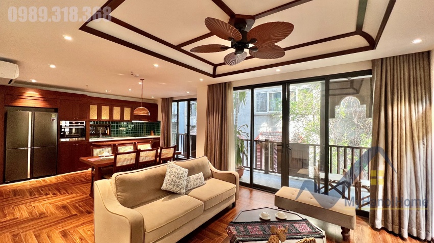 3bed-2bath-apartment-in-tay-ho-for-rent-on-to-ngoc-van-str-4