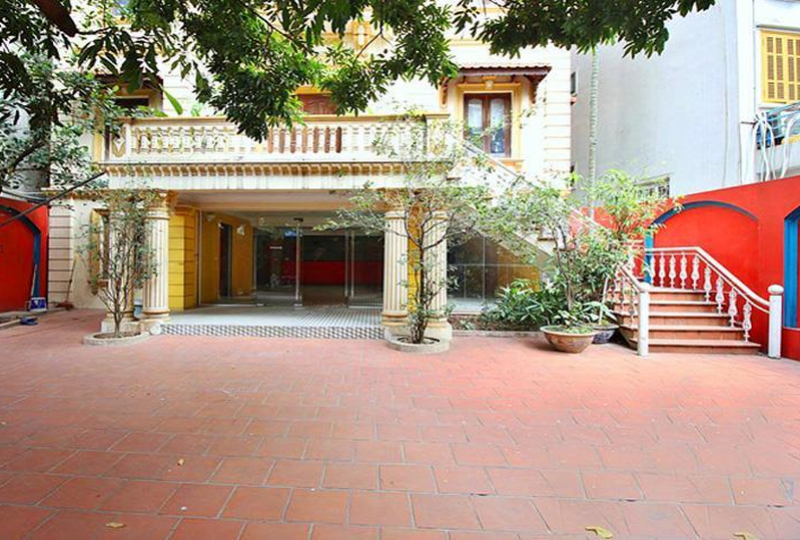 Rent French colonial villa on To Ngoc Van street in Tay Ho