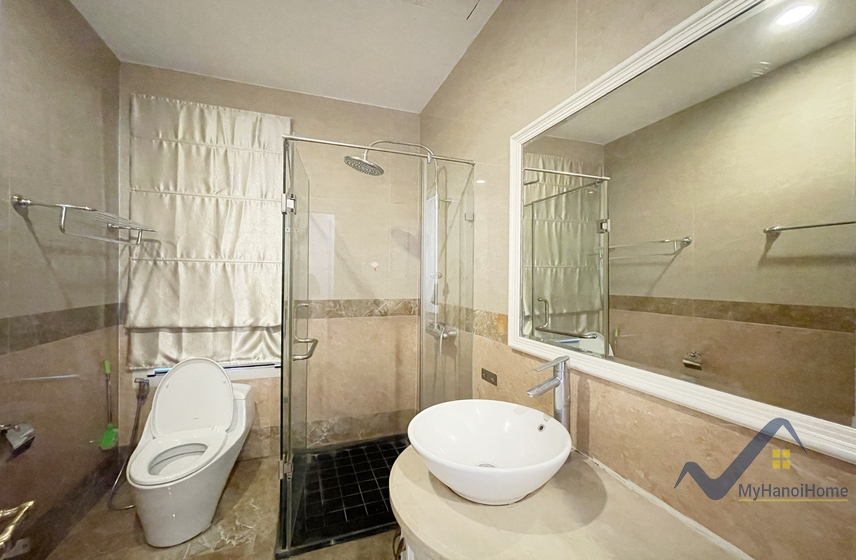 4-bedroom-terraced-villa-for-rent-in-vinhomes-riverside-river-view-46