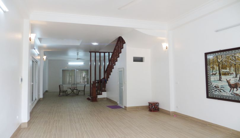 4-floor-house-for-rent-4-bedrooms-near-nhat-tan-bridge-24
