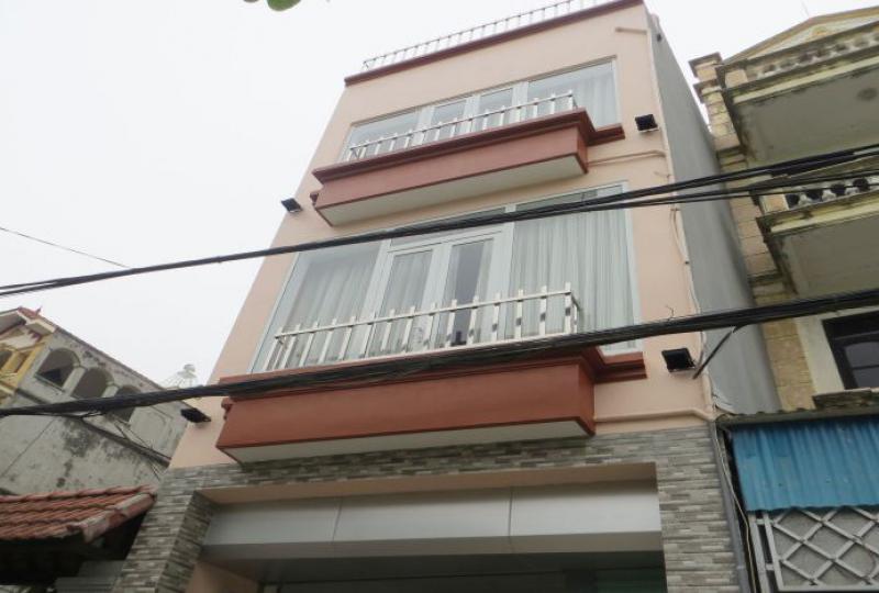 4 floor house for rent, 4 bedrooms near Nhat Tan bridge