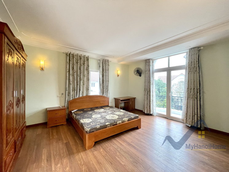5-bedroom-villa-for-rent-in-vinhomes-riverside-corner-location-39