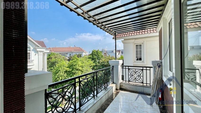 anh-dao-vinhomes-riverside-villa-for-rent-with-furnished-39