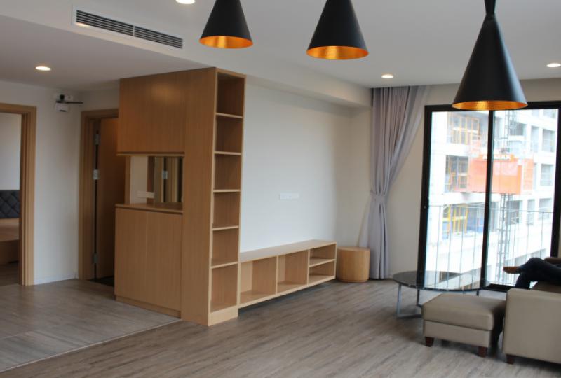 Apartment in Tay Ho street for rent, 01 beds services included