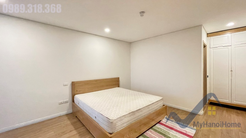 beautiful-furnished-2-bedroom-apartment-in-mipec-riverside-long-bien-19