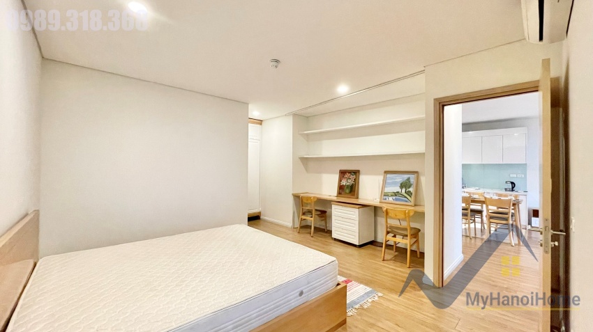 beautiful-furnished-2-bedroom-apartment-in-mipec-riverside-long-bien-20