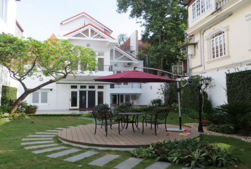 Beautiful large garden villa for rent in Tay Ho, Hanoi