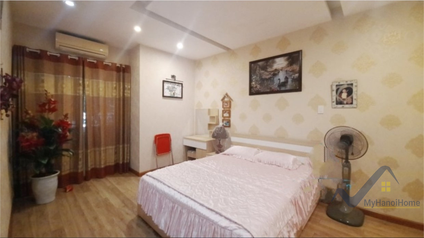 big-yard-house-rental-in-ngoc-thuy-with-unfurnished-7