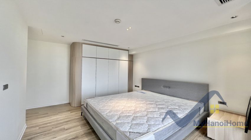 brand-new-apartment-for-rent-in-berriver-jardin-long-bien-4beds-37