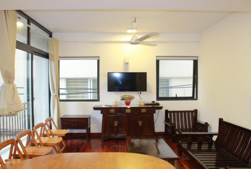 Bright two bedroom apartment in Tay Ho Hanoi for rent furnished