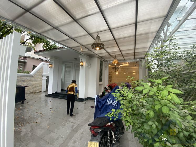 ciputra-hanoi-villa-rental-4-bedrooms-and-furnished-4