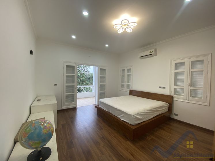 ciputra-hanoi-villa-rental-4-bedrooms-and-furnished-9