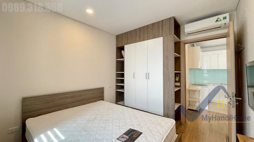 cozy-2-bedroom-apartment-for-lease-at-mipec-riverside-long-bien-25