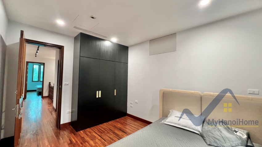 duplex-serviced-apartment-for-rent-in-tay-ho-3-beds-lake-view-10