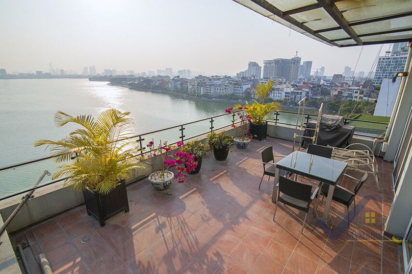 fully-furnished-duplex-apartment-to-rent-in-tay-ho-westlake-view-27