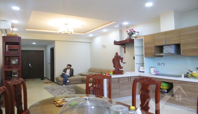 furnished-2-bedroom-apartment-for-rent-in-trang-an-complex-ct2b-13