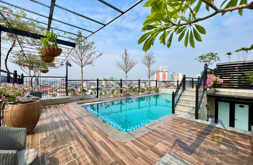 furnished-2-bedroom-apartment-in-long-bien-rental-rooftop-pool-14