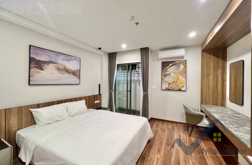 furnished-2-bedroom-apartment-in-long-bien-rental-rooftop-pool-9