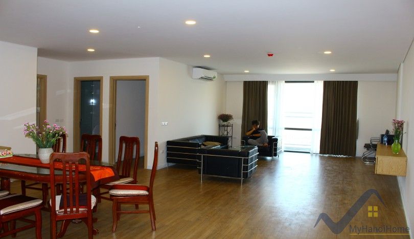 furnished-3-bedrooms-2-bathrooms-apartment-for-rent-in-mipec-riverside-18