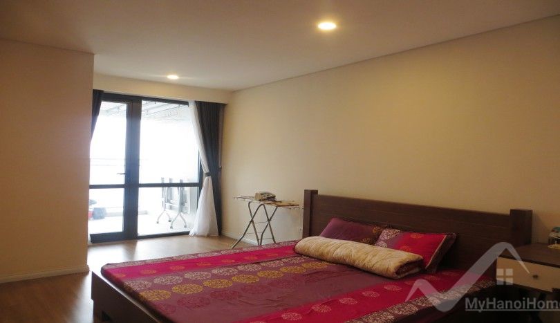 furnished-river-view-3-bedroom-apartment-in-mipec-riverside-rent-26