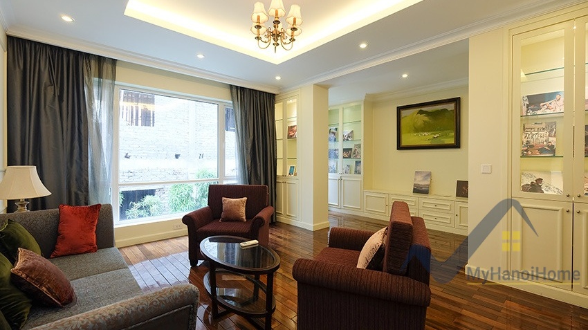 furnished-tay-ho-house-rental-on-xuan-dieu-4-bedrooms-2