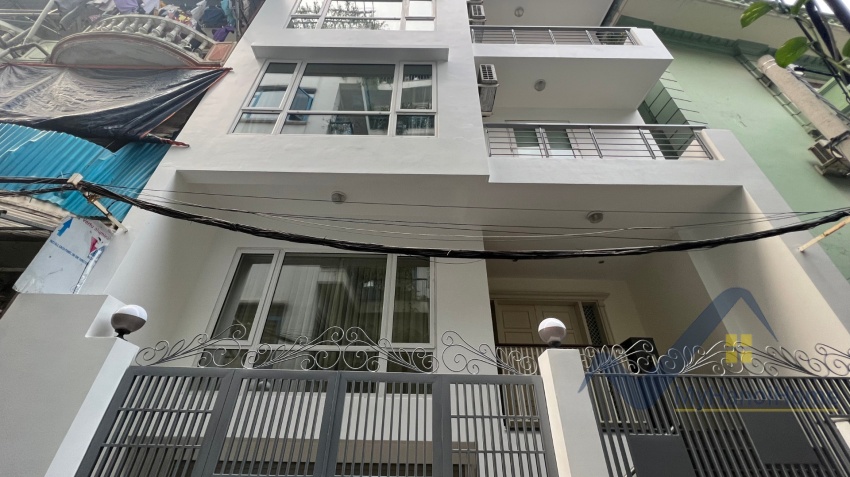 furnished-tay-ho-house-rental-on-xuan-dieu-4-bedrooms-23