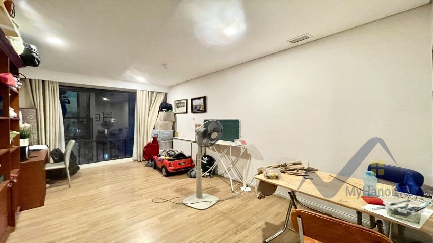 furnished-three-bedroom-flat-to-rent-in-mipec-riverside-long-bien-16