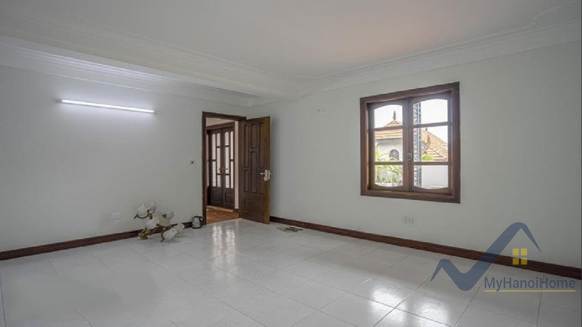 furnished-villa-for-rent-in-tay-ho-hanoi-next-to-westlake-39