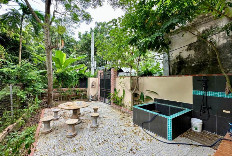 Garden house in Long Bien on Bac Cau street for rent with 2beds