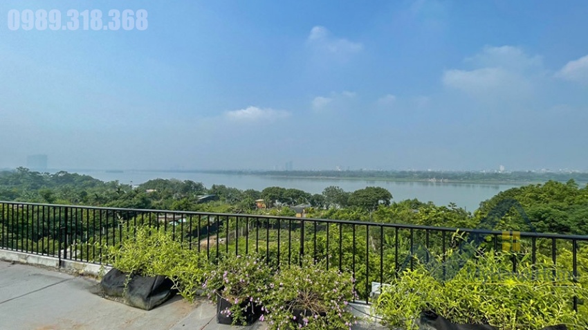 garden-villa-for-rent-in-long-bien-with-red-river-view-18