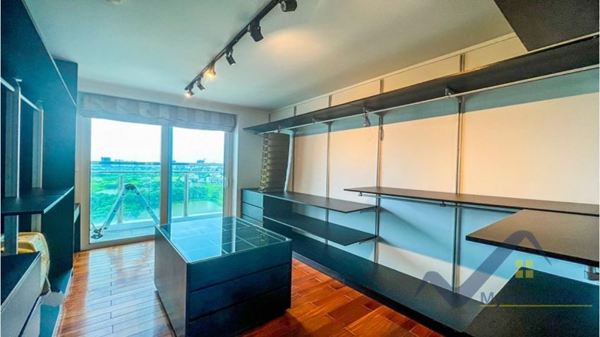 golf-view-apartment-to-rent-in-ciputra-hanoi-at-l2-block-4-beds-8