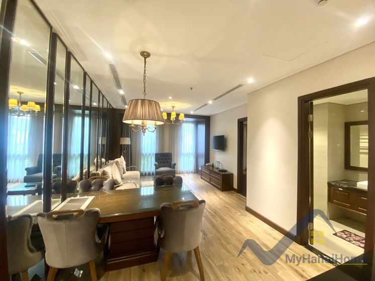 high-end-2-bedroom-apartment-in-hoan-kiem-rent-with-furnished-20
