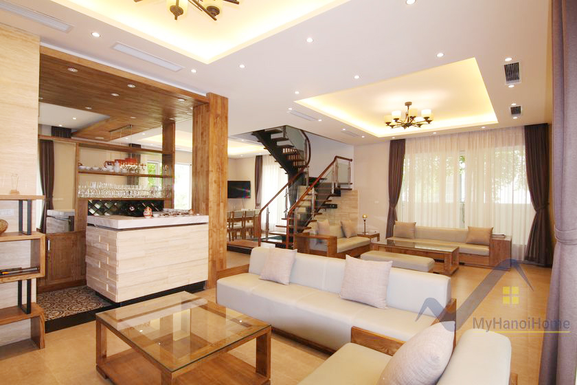 high-quality-furnished-detached-vinhomes-riverside-villa-rental-22