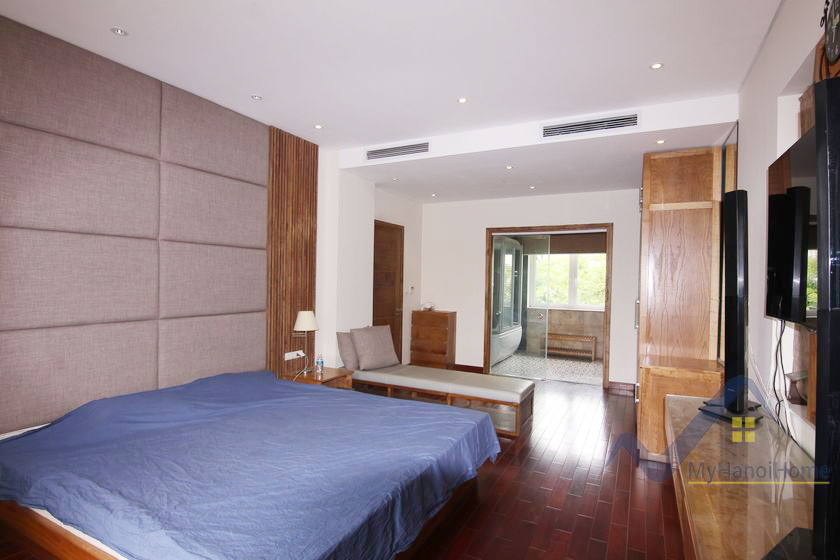 high-quality-furnished-detached-vinhomes-riverside-villa-rental-31