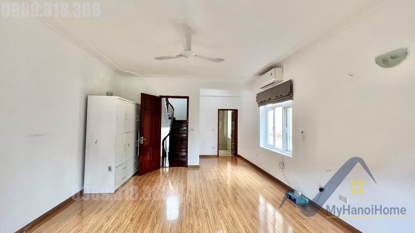 house-in-tay-ho-rent-with-swimming-pool-on-to-ngoc-van-str-20