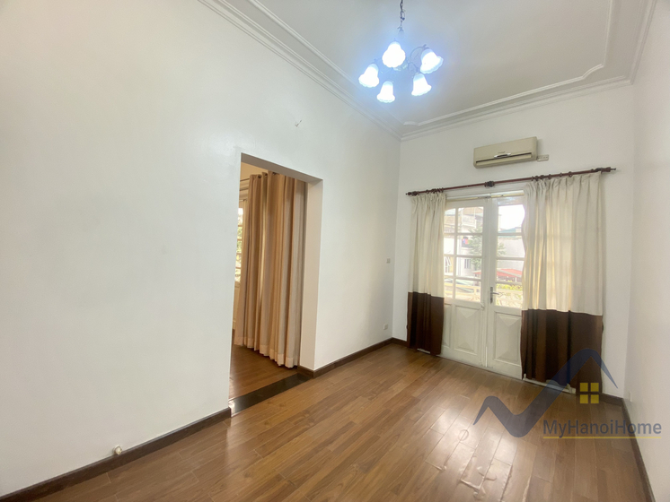 house-to-rent-in-tay-ho-nghi-tam-village-3-bedrooms-23