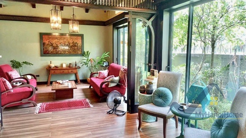 huge-garden-house-in-ecopark-hanoi-with-500m2-land-size-2