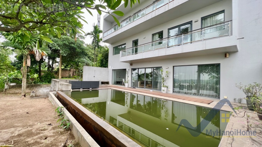 huge-villa-for-rent-in-long-bien-with-pool-and-river-view-2