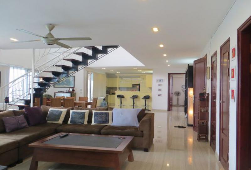 Impressive terrace 3 bedroom penthouse for rent in Tay Ho