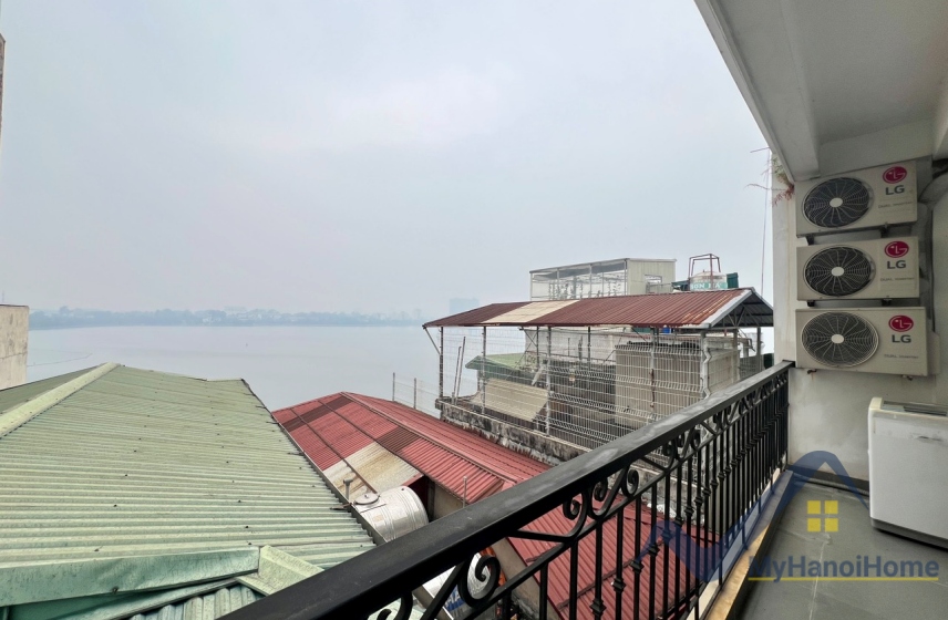 lake-view-2bed-apartment-on-vu-mien-street-yen-phu-for-rent-11