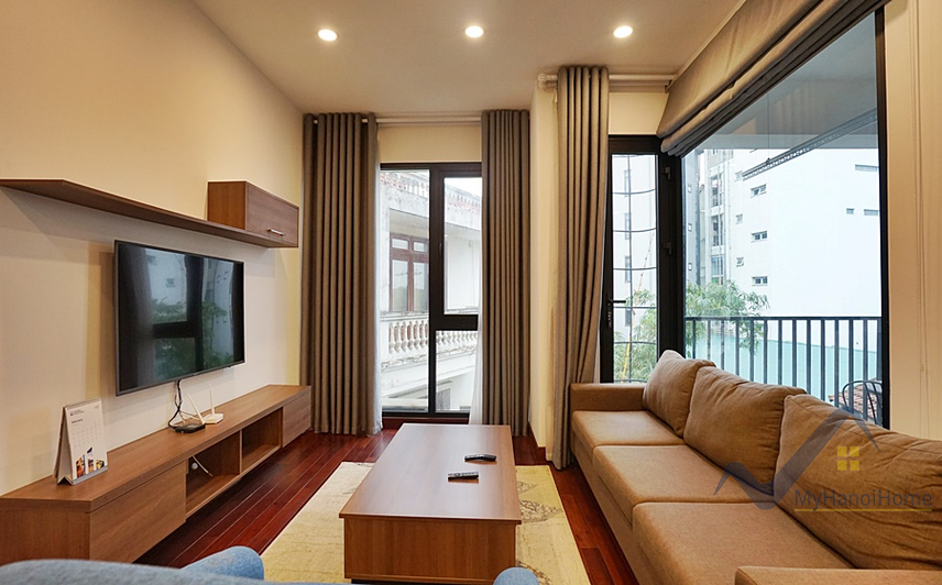 lake-view-apartment-for-rent-in-tay-ho-to-ngoc-van-str-2-beds-3