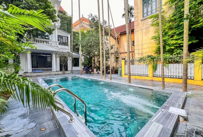 Swimming pool house in Tay Ho with big garden for rent