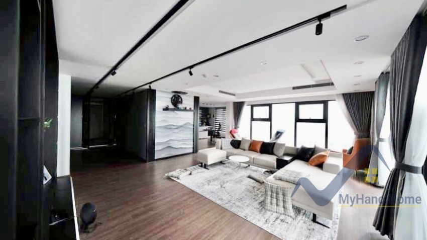 large-2-bedroom-apartment-in-ecopark-rent-at-aquabay-158m2-17